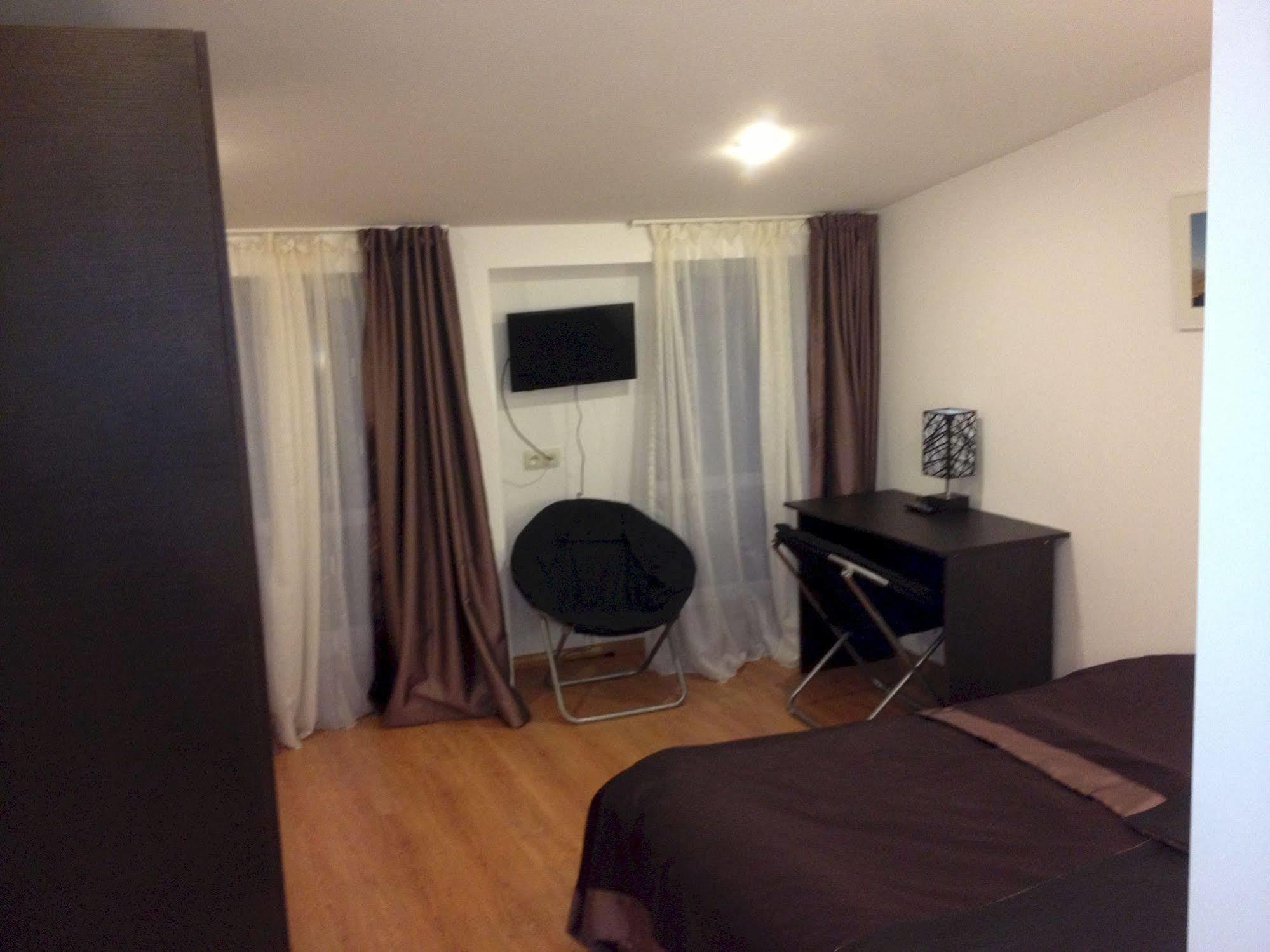 Hotel Corner Tiflis Exterior foto